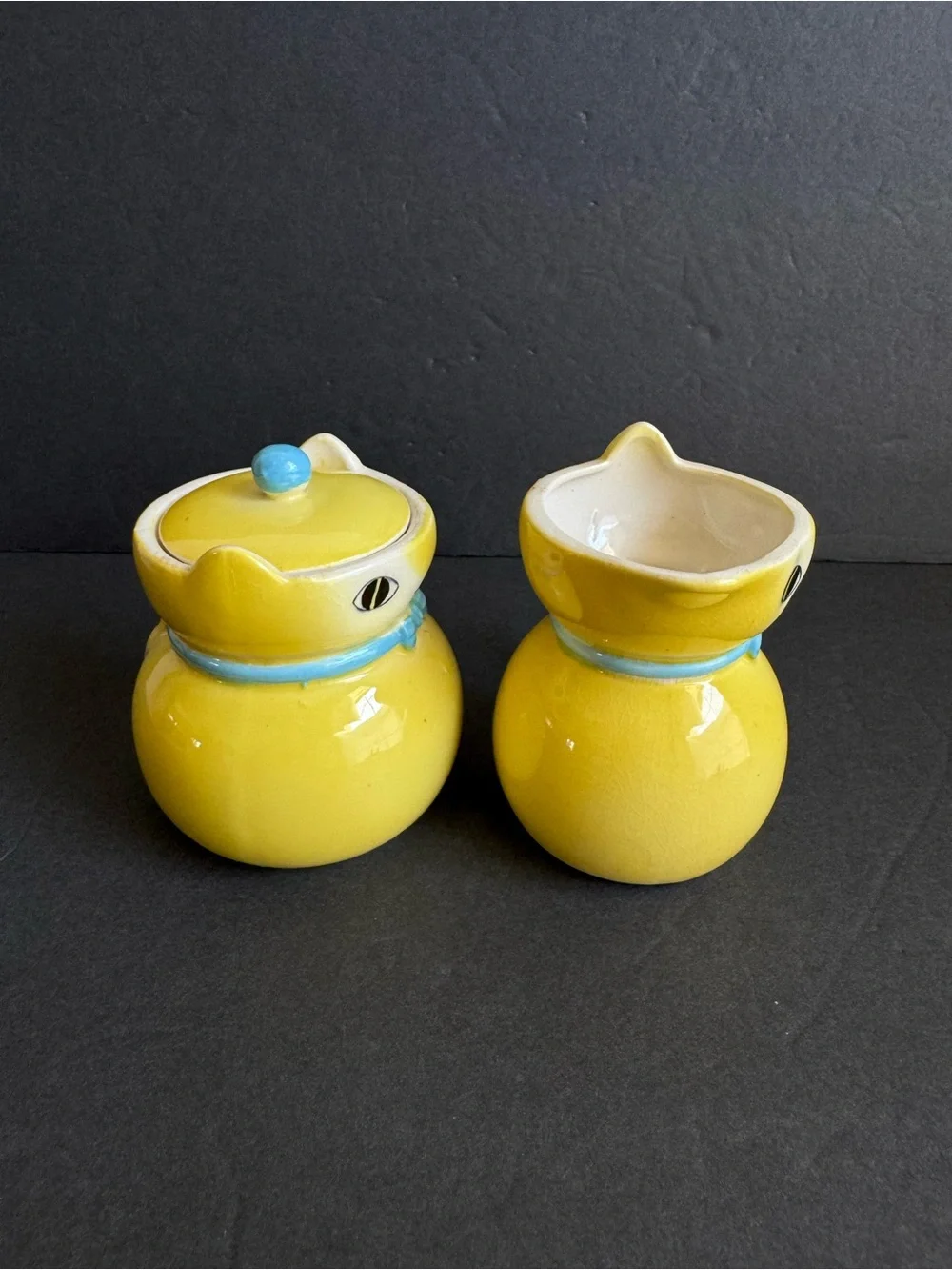 Lipper & Mann Yellow Cat Creamer Sugar Bowl Anthropomorphic Vintage 50s Kitten